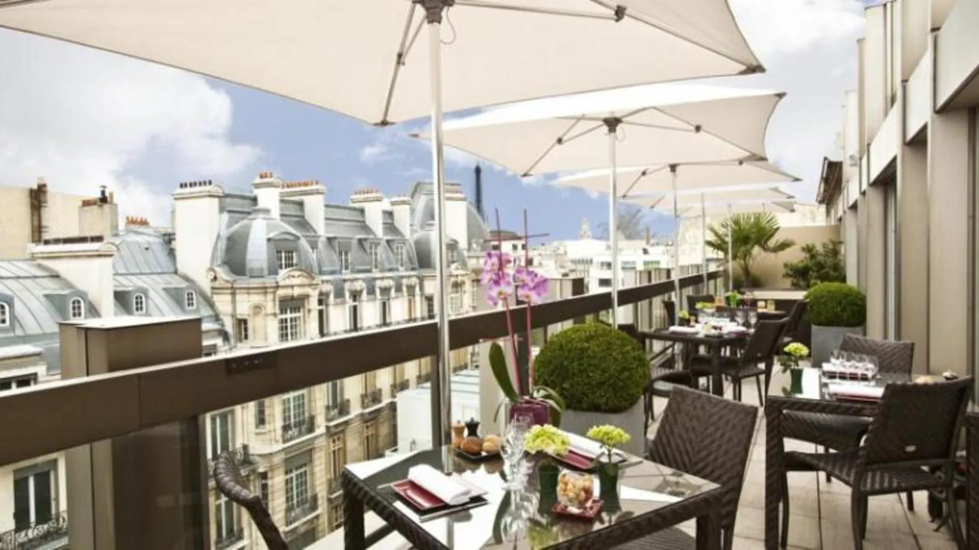 Warwick Champs-Elysees Paris France