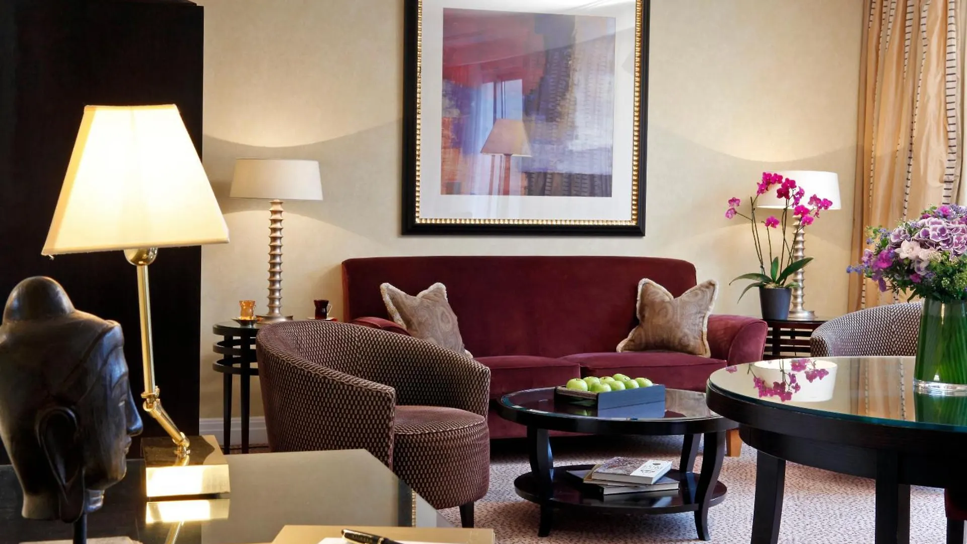 Warwick Champs-Elysees Paris Hotel