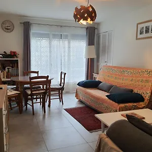https://port-vauban-appartement-f3-refait-a-neuf.fr-provencehotel.com