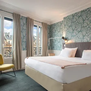 Hotel Avama Prony, Paris
