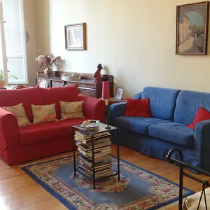 https://residenza-al-fillungo.it-tuscanyhotel.com