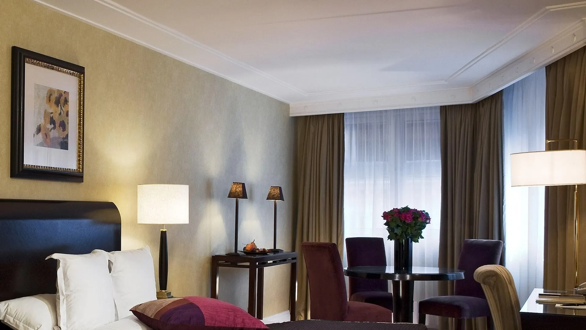Warwick Champs-Elysees Paris Hotel